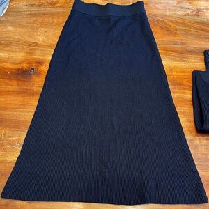 Sezane Naelle Skirt - Navy, Size Small New without Tags, Never worn